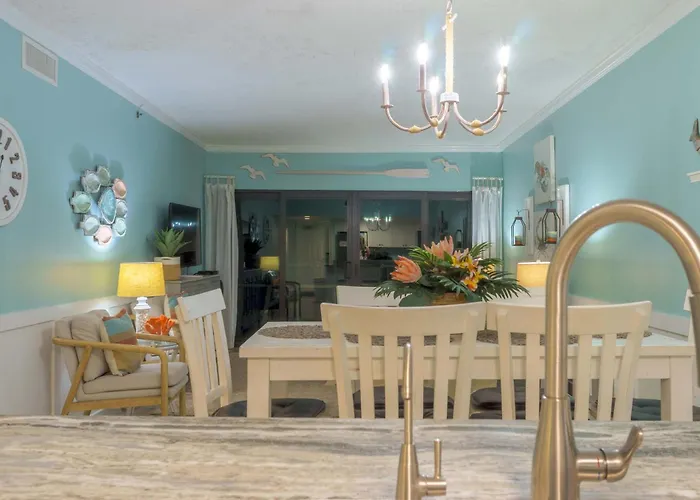 Holiday home Tropical Winds 702 By Albvr - Beachfront Comfort With Stunning Gulf Views Gulf Shores