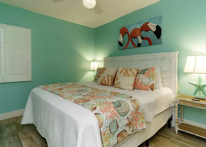 Holiday home Tropical Winds 702 By Albvr - Beachfront Comfort With Stunning Gulf Views