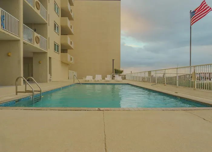 Tropical Winds 702 By Albvr - Beachfront Comfort With Stunning Gulf Views * Gulf Shores