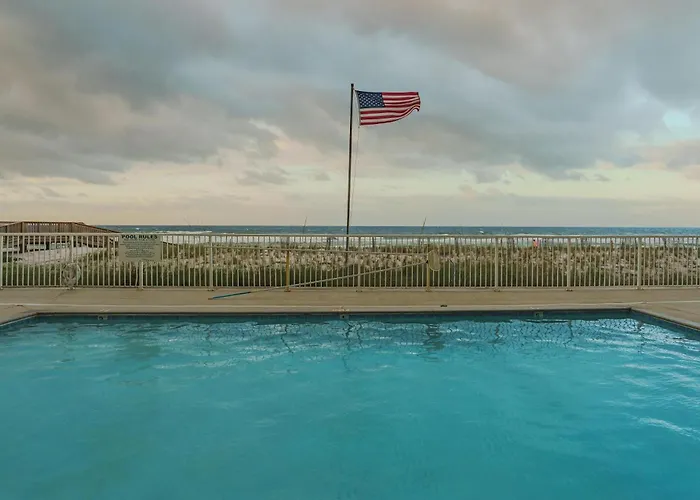Holiday home Tropical Winds 702 By Albvr - Beachfront Comfort With Stunning Gulf Views Gulf Shores